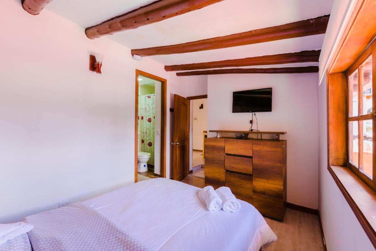 Hostal Dona Eliza Богота Экстерьер фото